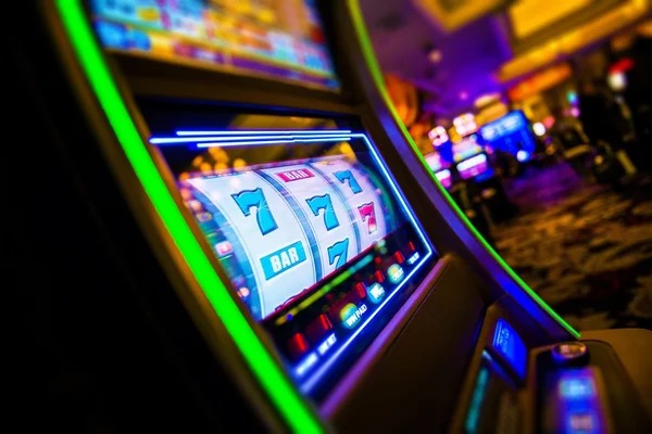 Live dealer casino tables on ysbet88 including blackjack and roulette